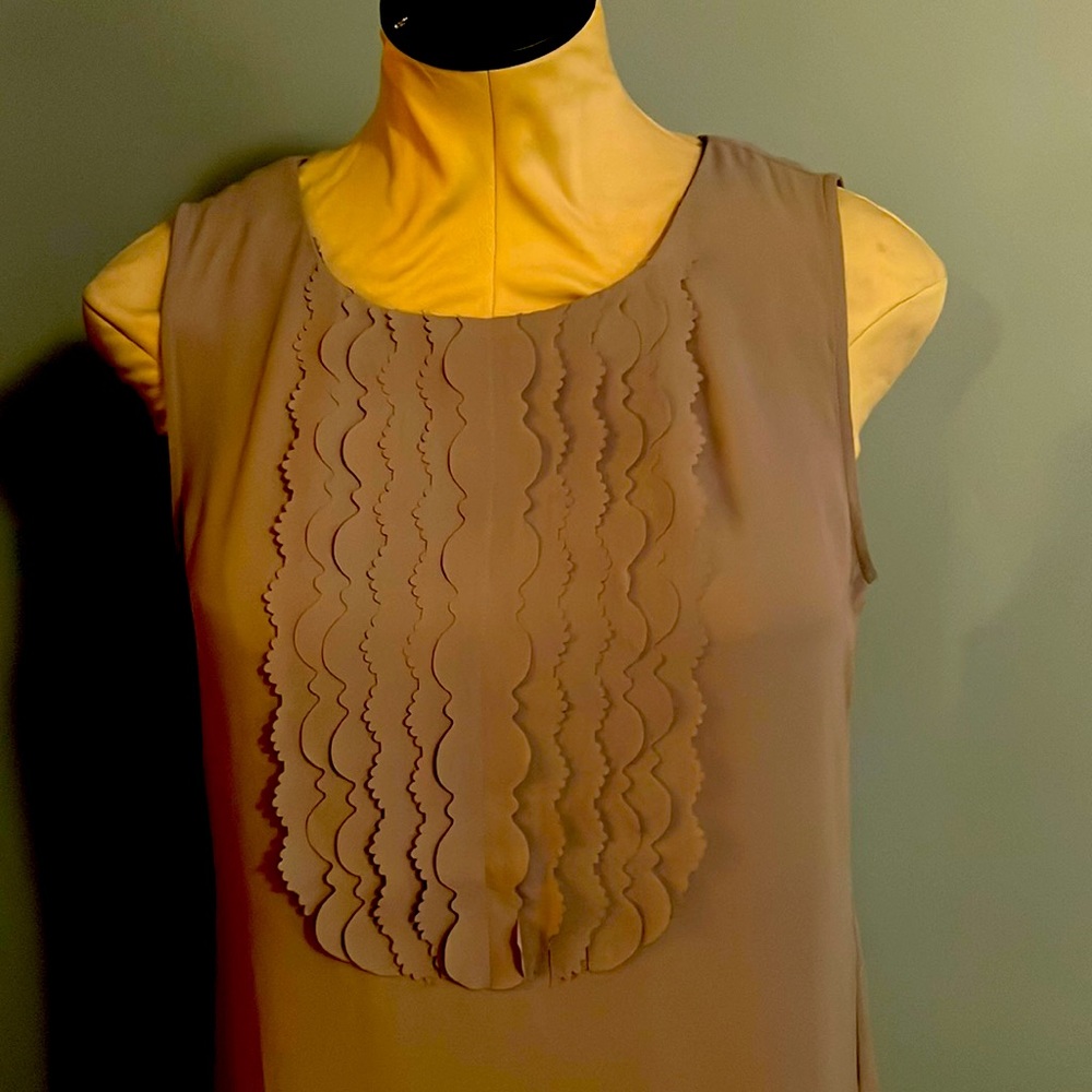 Soft petals on front of middle!